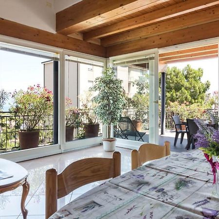 Frank Ronyo Appartement Desenzano del Garda Buitenkant foto