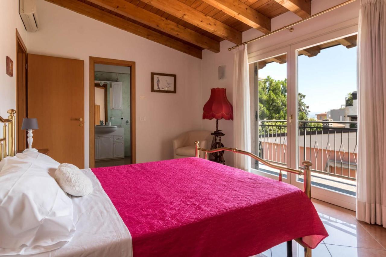 Frank Ronyo Appartement Desenzano del Garda Buitenkant foto